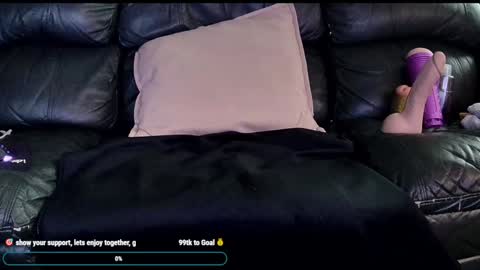 Thomas online show from 02/09/25, 01:22