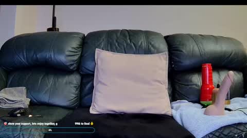 Thomas online show from 09/19/25, 02:46