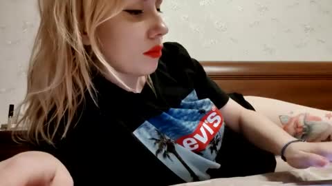 Annie online show from 12/07/24, 03:08