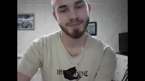 Snapshot of supermanqsky chatting on 12/07/24, 03:41 SupermanQSky online show from 12/07/24, 03:41