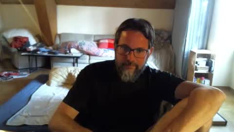 supersquirrel81 online show from 09/20/25, 03:57