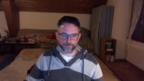 supersquirrel81 online show from 10/24/25, 09:22