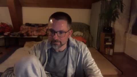 supersquirrel81 online show from 01/17/26, 05:05