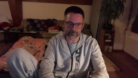 supersquirrel81 online show from 03/18/26, 08:01