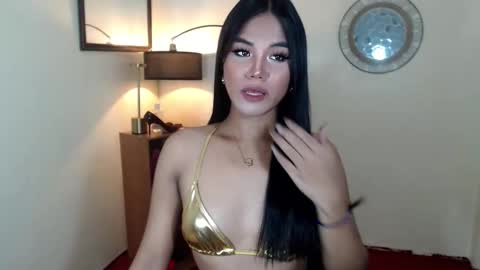 Snapshot of supertrushka chatting on 09/24/25, 12:41 clainyy online show from 09/24/25, 12:41