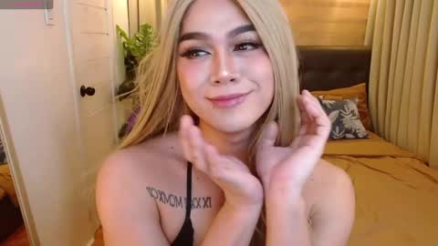 Snapshot of supreme_deity chatting on 02/13/25, 01:15 DIANNA online show from 02/13/25, 01:15