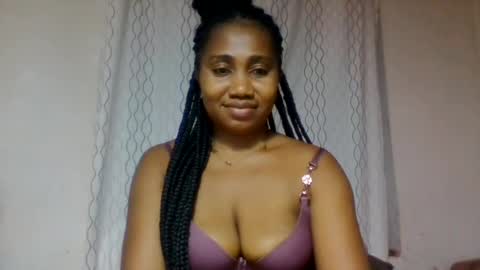 Snapshot of surbelle chatting on 07/11/26, 06:10 surbelle online show from 07/11/26, 06:10