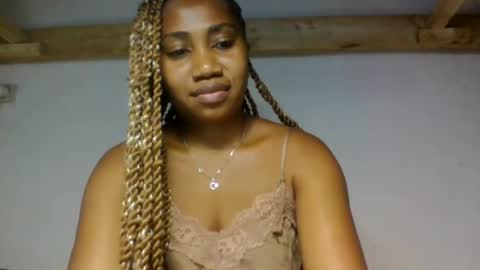 Snapshot of surbelle chatting on 07/30/26, 01:26 surbelle online show from 07/30/26, 01:26