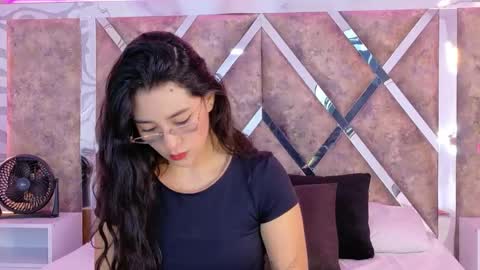 Snapshot of susa1userma_ chatting on 05/29/26, 11:30 Susann online show from 05/29/26, 11:30