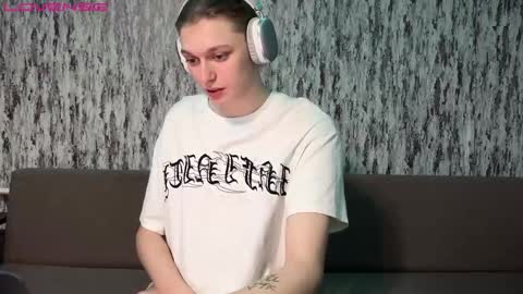 Vladiva online show from 01/06/25, 10:37