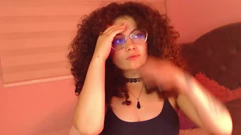 Snapshot of susan_bluee chatting on 12/15/24, 05:10 Susan online show from 12/15/24, 05:10