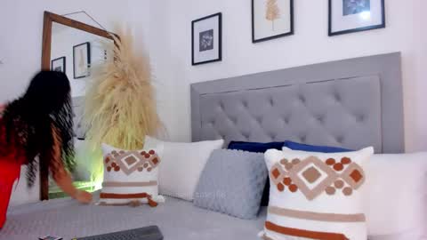 susana online show from 04/15/26, 03:08