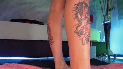 Snapshot of susan_hottie_ chatting on 12/18/24, 10:46    online show from 12/18/24, 10:46