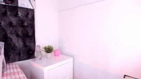  susana  online show from 05/19/26, 04:08