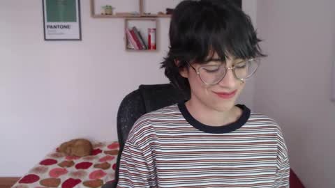 susana_w online show from 12/23/24, 10:12