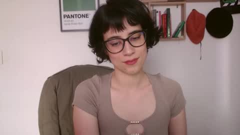 susana_w online show from 11/05/25, 05:57