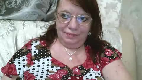 SusanaAhSun online show from 02/11/25, 03:08