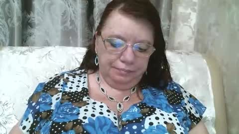 Snapshot of susanaahsun chatting on 05/20/26, 11:38 SusanaAhSun online show from 05/20/26, 11:38