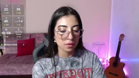 Susana hendrix    online show from 03/15/26, 06:14