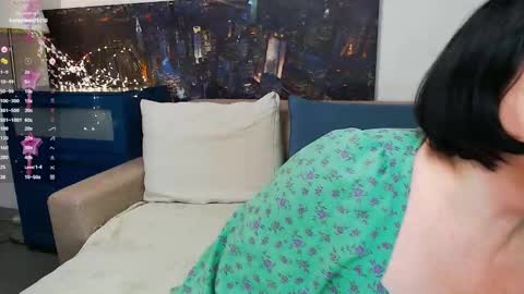 Susan online show from 02/15/25, 08:22