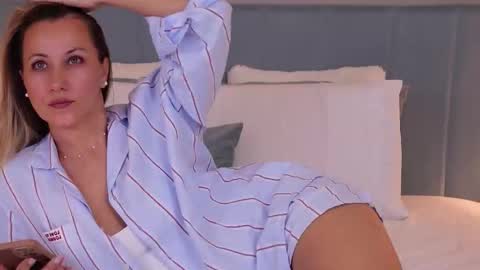 SusanJewel online show from 09/25/25, 06:50