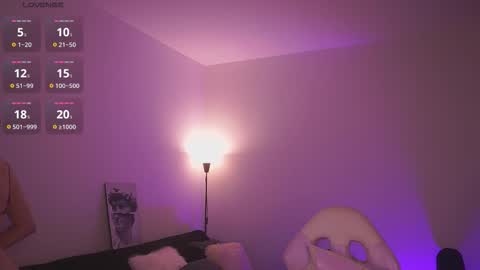  Sus Moore  online show from 02/25/26, 08:29