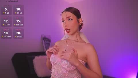  Sus Moore  online show from 03/03/26, 06:58