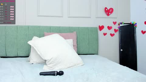 Amelia  online show from 02/20/25, 11:10