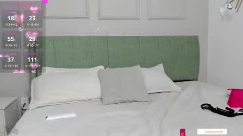 Amelia  online show from 11/01/25, 12:07