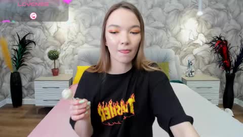 susannjohnson online show from 03/10/25, 03:12