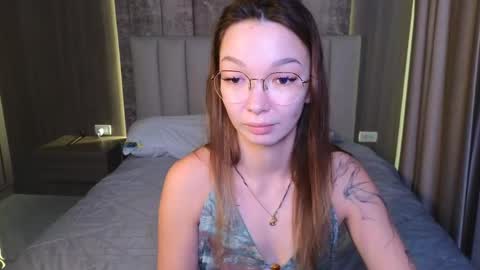 Snapshot of susannjohnson chatting on 04/27/26, 12:08 susannjohnson online show from 04/27/26, 12:08