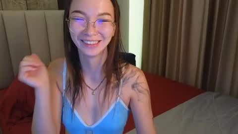 Snapshot of susannjohnson chatting on 05/13/26, 12:30 susannjohnson online show from 05/13/26, 12:30