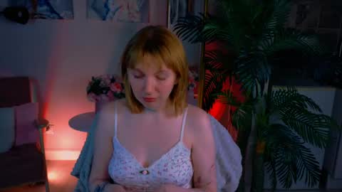 SUSIE 3 online show from 03/17/26, 05:44