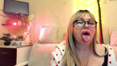 SusiexNoreen online show from 02/21/26, 01:17