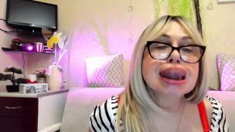 SusiexNoreen online show from 03/13/26, 04:52