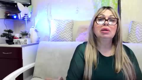 SusiexNoreen online show from 04/09/26, 07:03