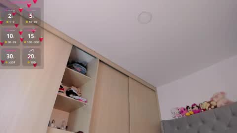 Juliana garcia online show from 05/04/26, 10:06