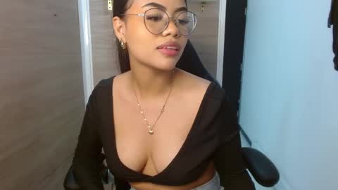 Susan online show from 02/19/25, 09:03