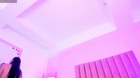 Sussan Nicole  online show from 01/24/25, 12:20