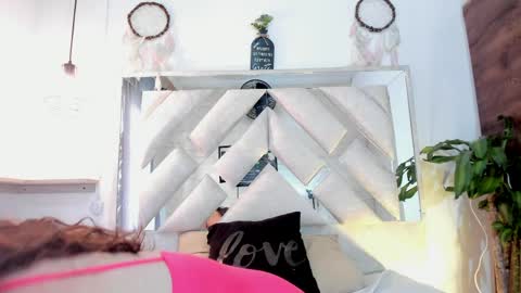 Snapshot of sussana_wild chatting on 04/29/26, 05:30 Sussana online show from 04/29/26, 05:30