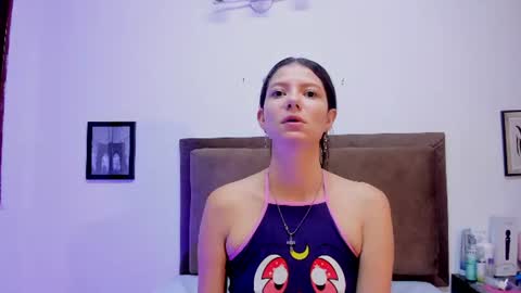 Snapshot of sussana_wild chatting on 06/08/26, 12:05 Sussana online show from 06/08/26, 12:05