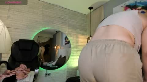   online show from 04/15/26, 11:50