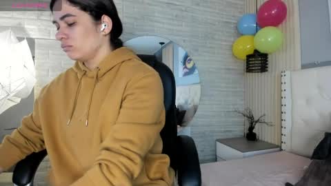   online show from 05/19/26, 11:49