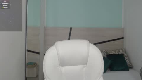 sussy leon online show from 03/10/25, 01:10