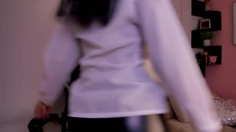 Sussy online show from 04/06/26, 04:52