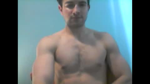 Snapshot of sutromaxx chatting on 10/03/25, 07:44 Maximus online show from 10/03/25, 07:44