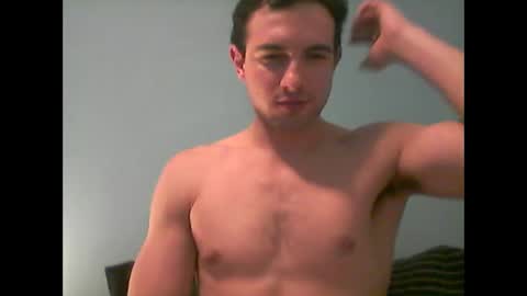 Snapshot of sutromaxx chatting on 10/10/25, 02:10 Maximus online show from 10/10/25, 02:10