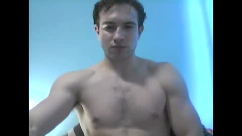 Snapshot of sutromaxx chatting on 10/13/25, 09:26 Maximus online show from 10/13/25, 09:26