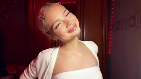 Stacy online show from 04/28/26, 09:09