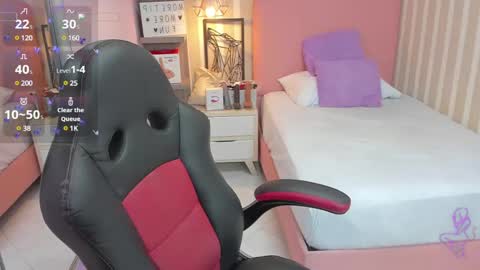 S U Z E T  online show from 02/10/25, 07:28